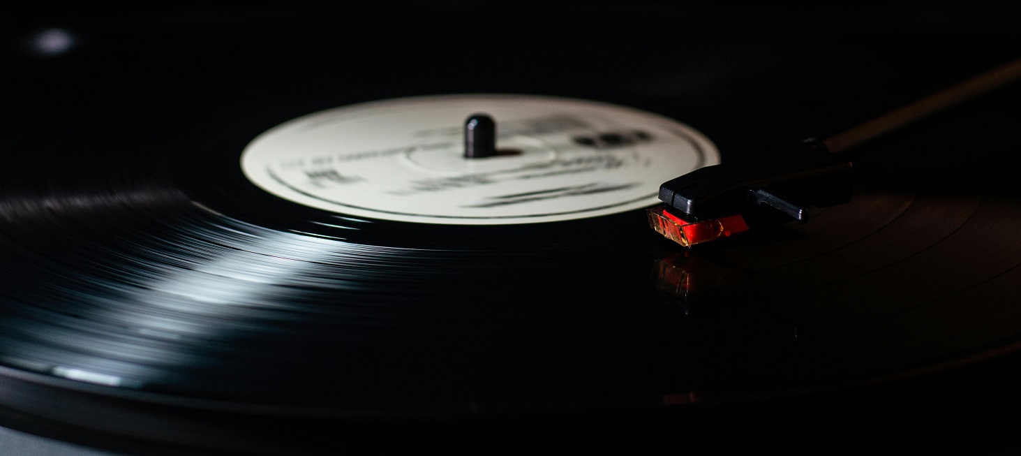 Tocadiscos con vinilo